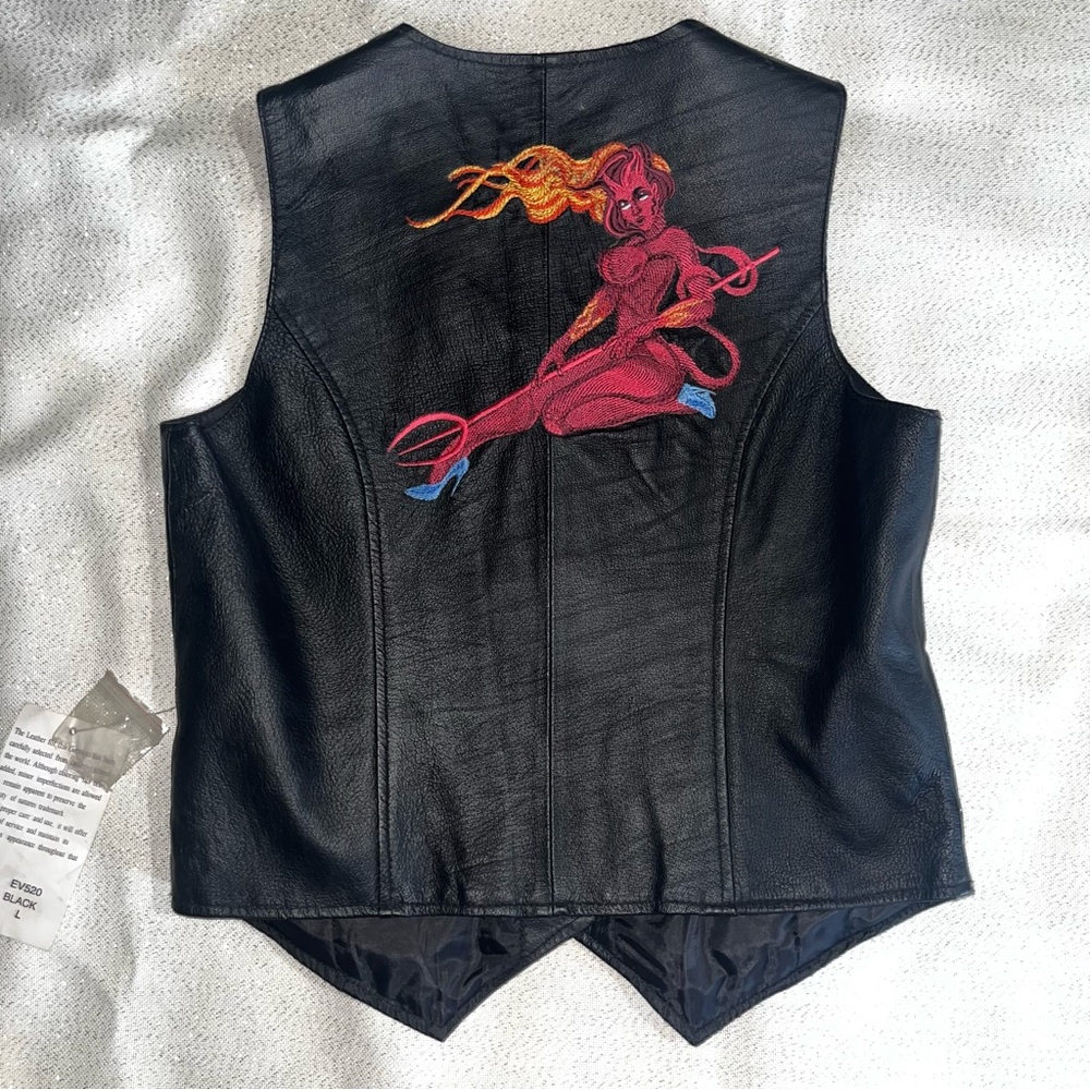 Leather USA Women's Custom Black Riding Vest